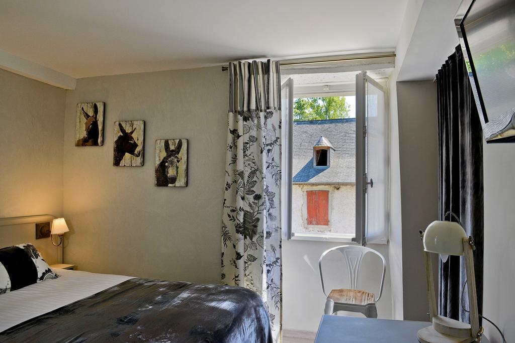 Sévignacq-Meyracq Hotel Les Bains De Secours מראה חיצוני תמונה